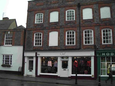 2 Newbury Street, Wantage, OX12 8BS
