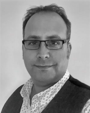 Mark Chapman Profile Photo300x375 Mark Chapman